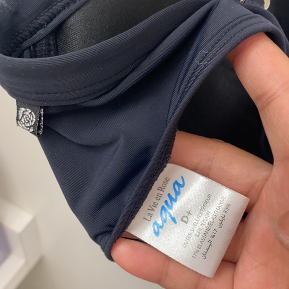 La vie en rose aqua D+ black swim top - Picture 7 of 7